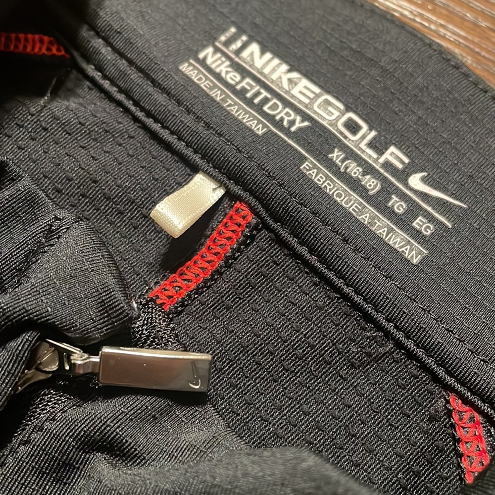 NIKE Women's Athletic Dri Fit Shirt | Black & Pink & White 1/4 Zip | Size XLarge - Picture 4 of 7